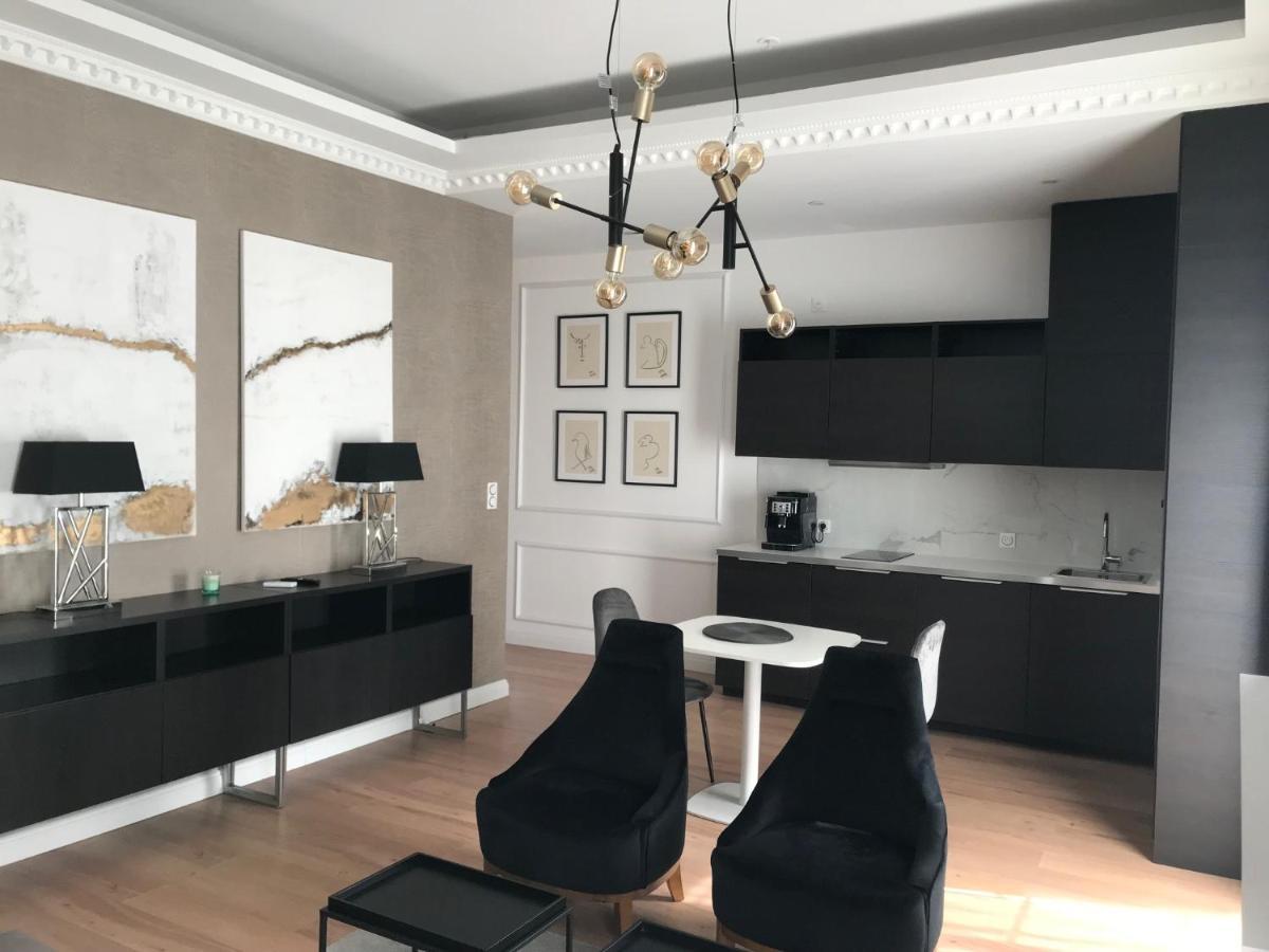 Lazare Maison De Maitre , Appartements De Standing Avec Parking Privatif A Seulement 7 Minutes A Pied Du Centre Historique De Beziers Ngoại thất bức ảnh